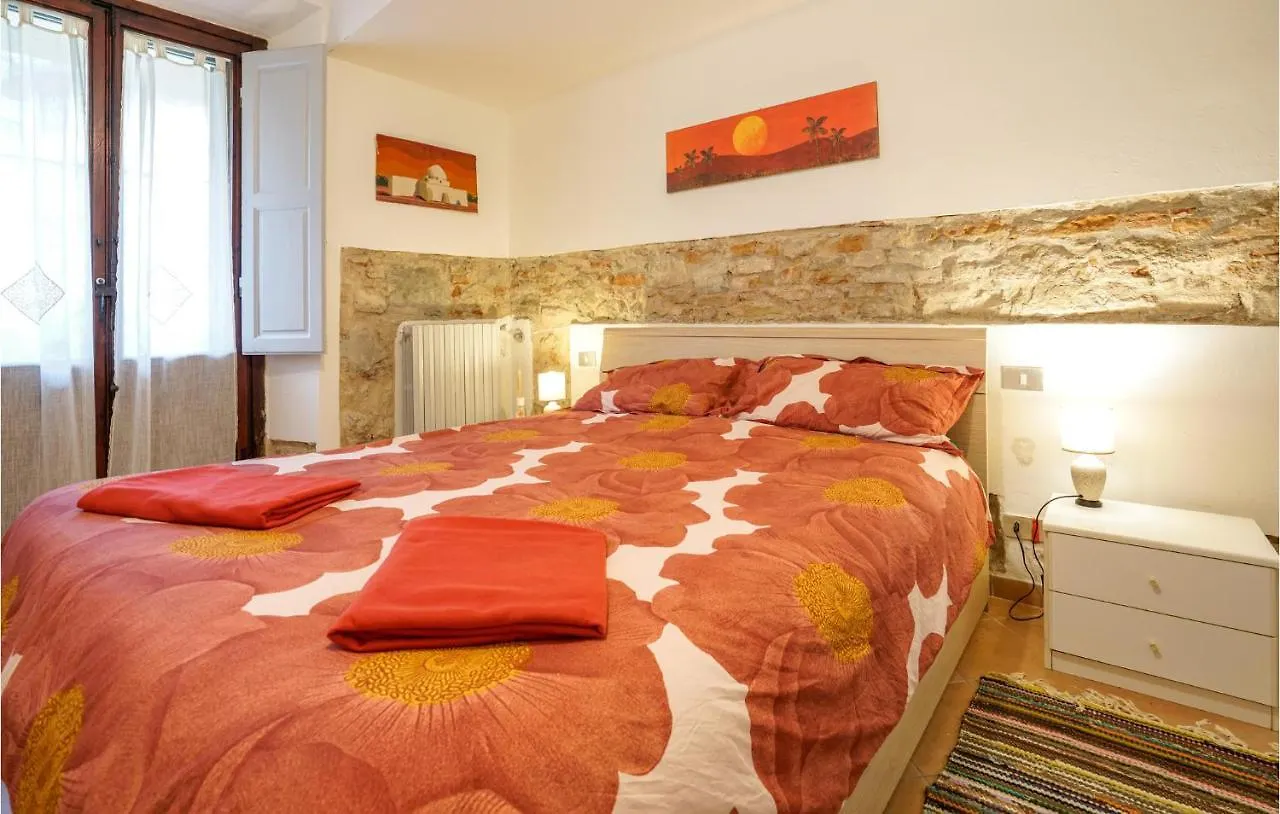 1 Bedroom Stunning Apartment In Firenze