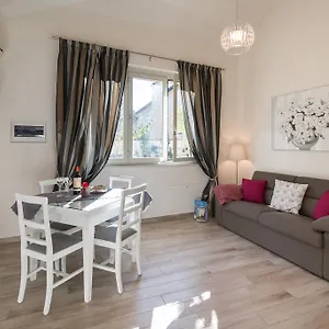 Roommo Santa Maria Novella Флоренция